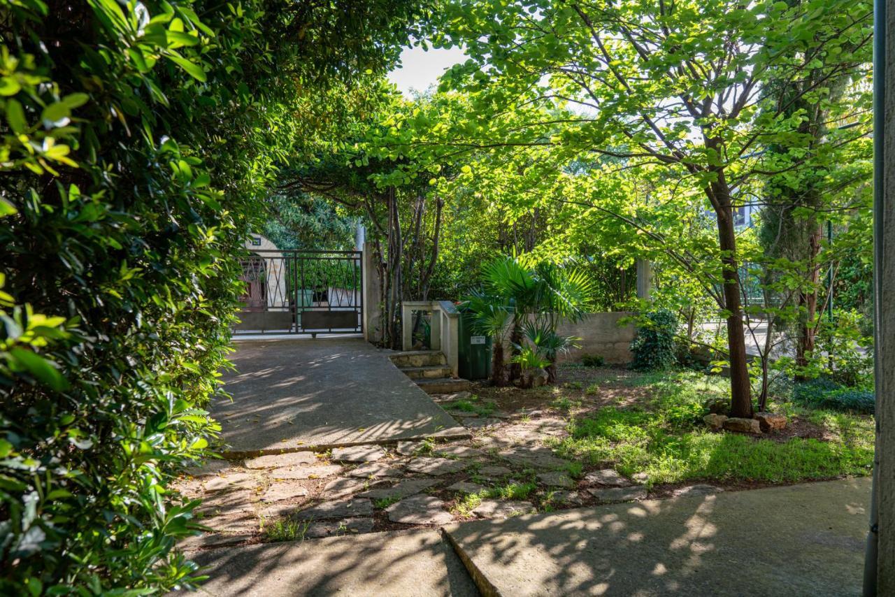 Maris Apartment Sveti Filip i Jakov Bagian luar foto
