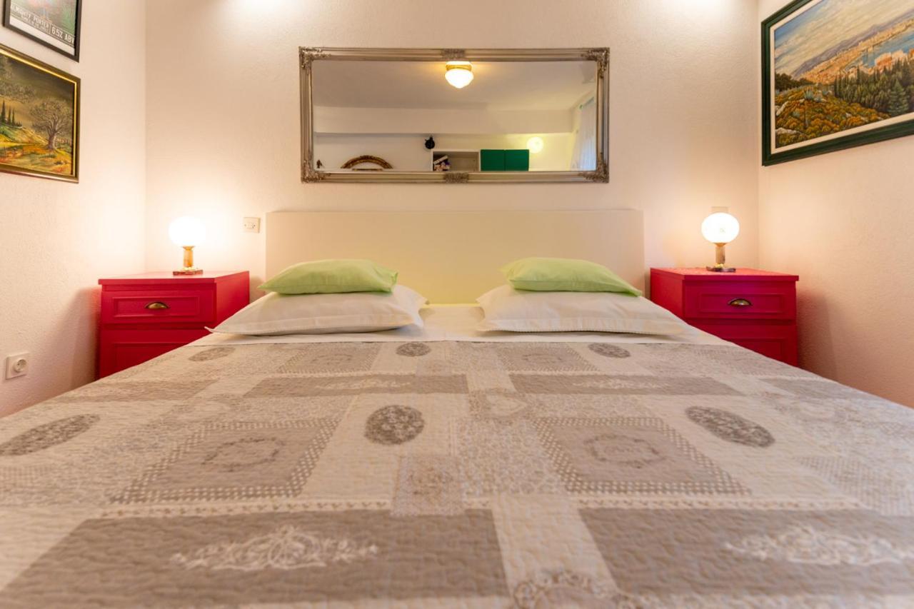 Maris Apartment Sveti Filip i Jakov Bagian luar foto
